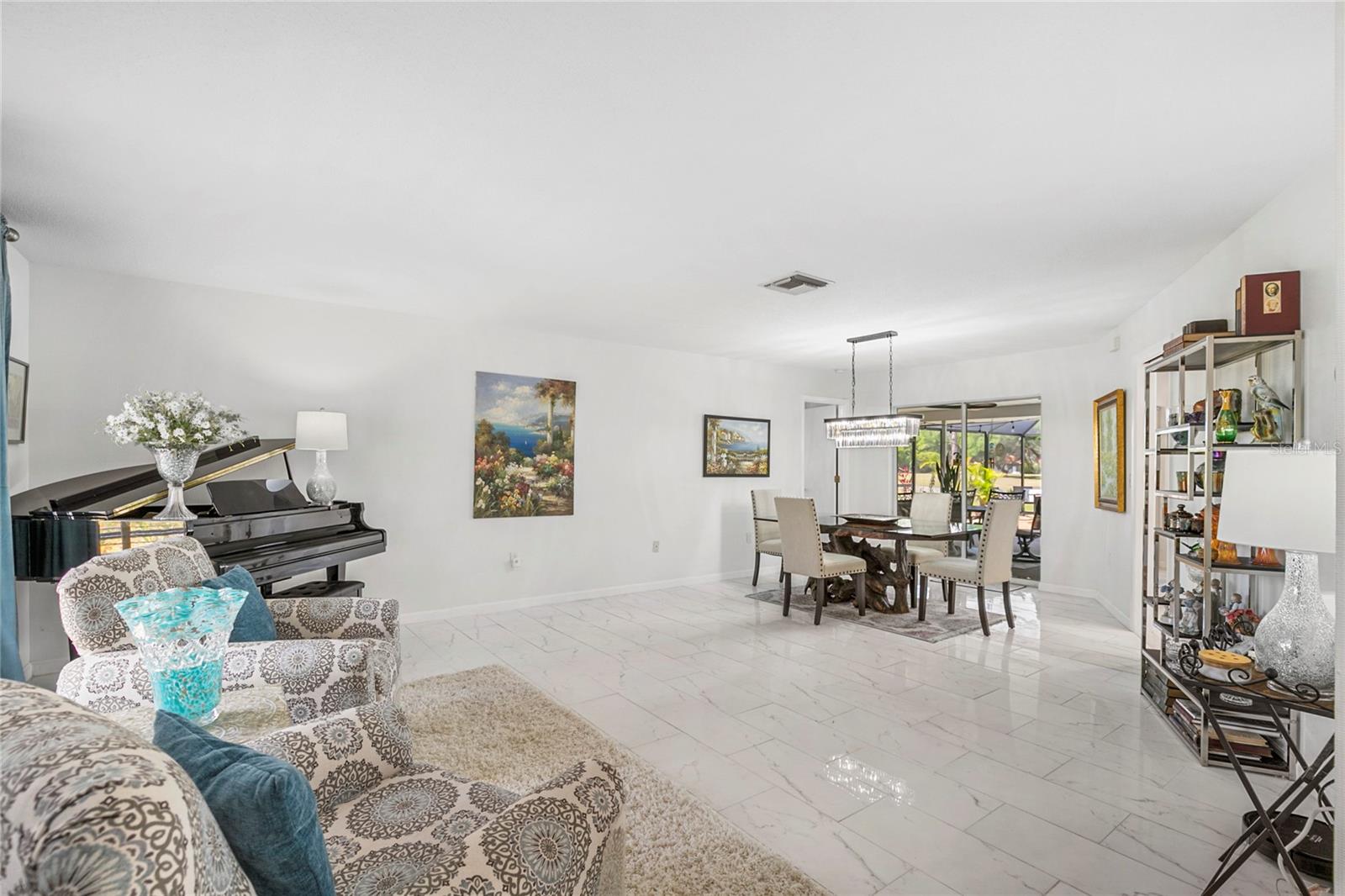 3323 RINGWOOD MEADOW