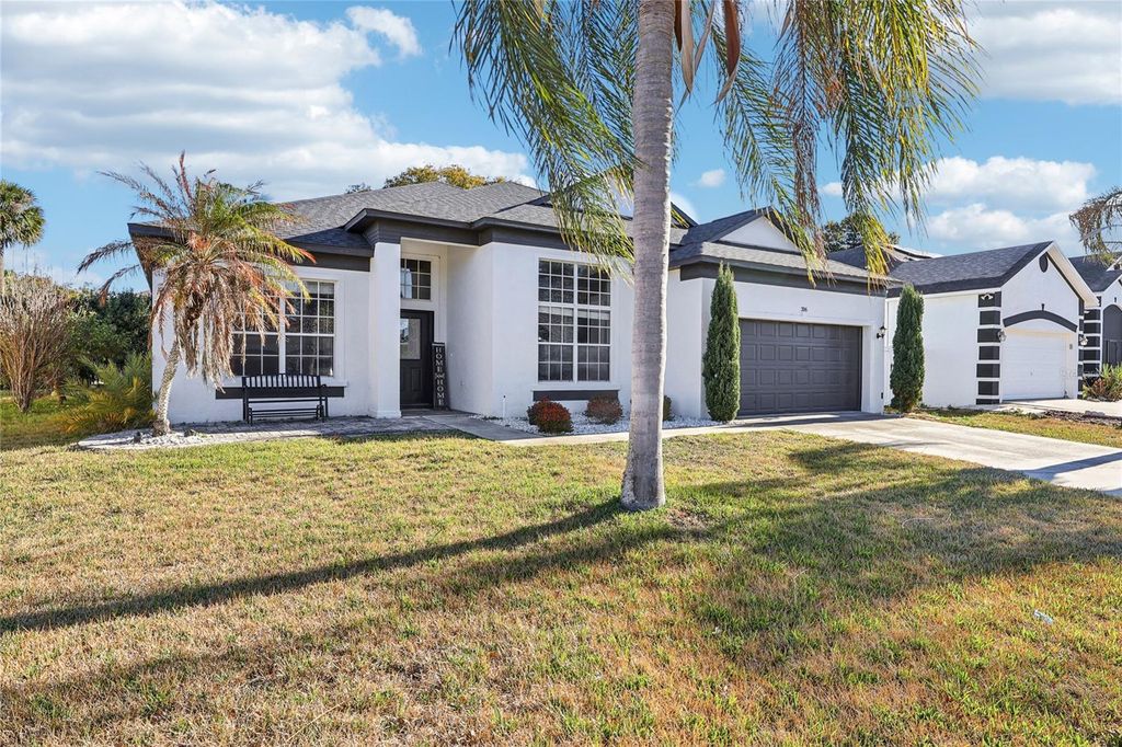 Photo of 206 Boxwood Drive, Davenport, FL 33837 (MLS # S5144539)