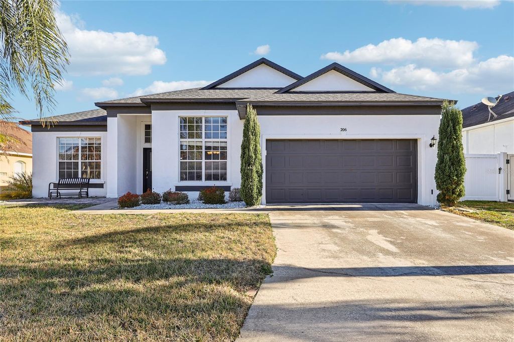 Photo of 206 Boxwood Drive, Davenport, FL 33837 (MLS # S5144539)