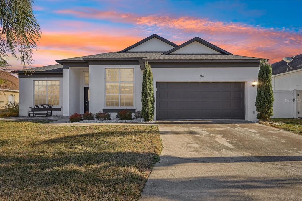 Photo of 206 Boxwood Drive, Davenport, FL 33837 (MLS # S5144539)