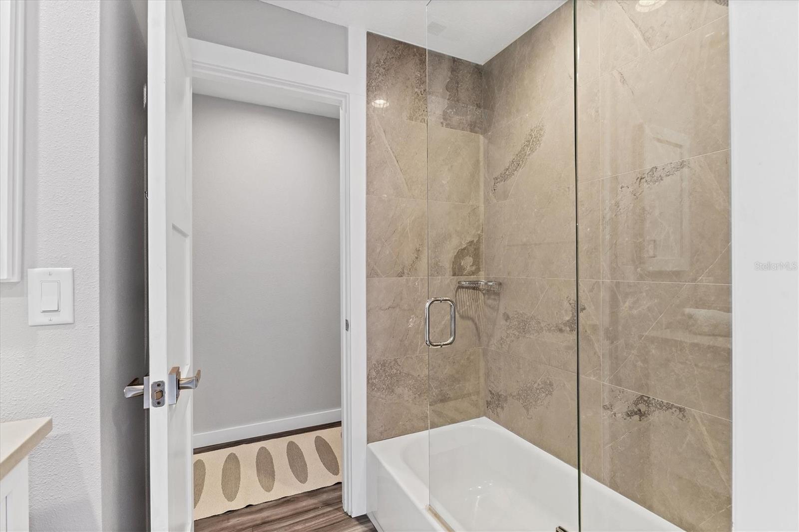 SOUTHBAY YACHT & RACQUET CLUB - Residential