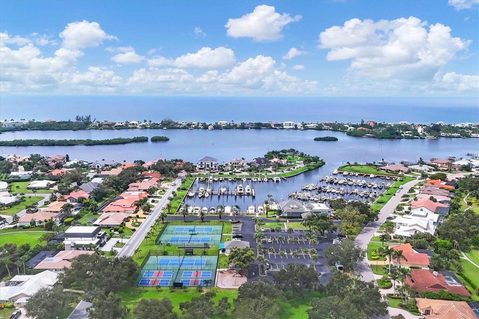 SOUTHBAY YACHT & RACQUET CLUB - Residential