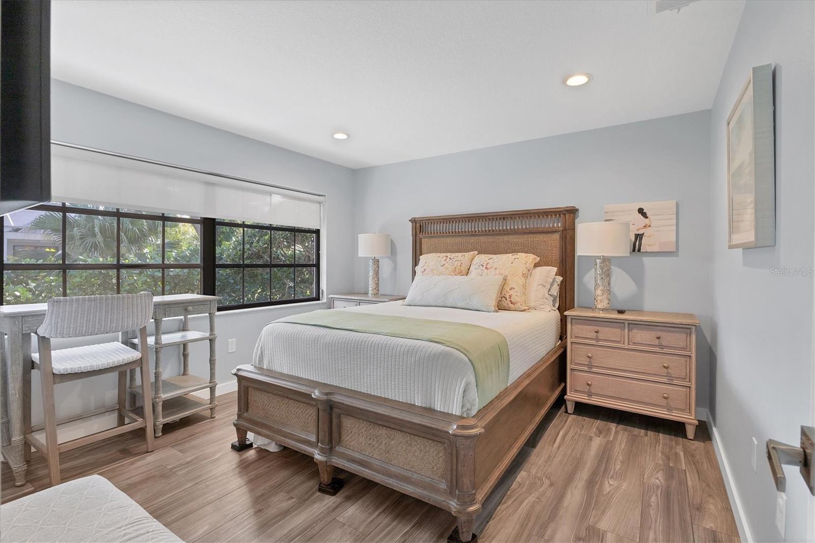 SOUTHBAY YACHT & RACQUET CLUB - Residential