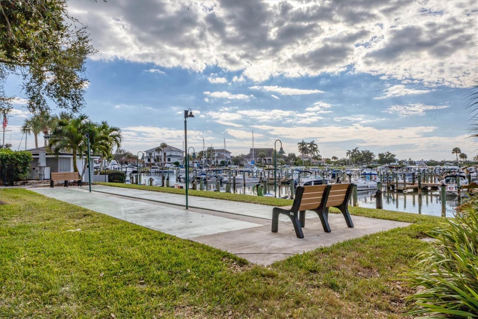 SOUTHBAY YACHT & RACQUET CLUB - Residential