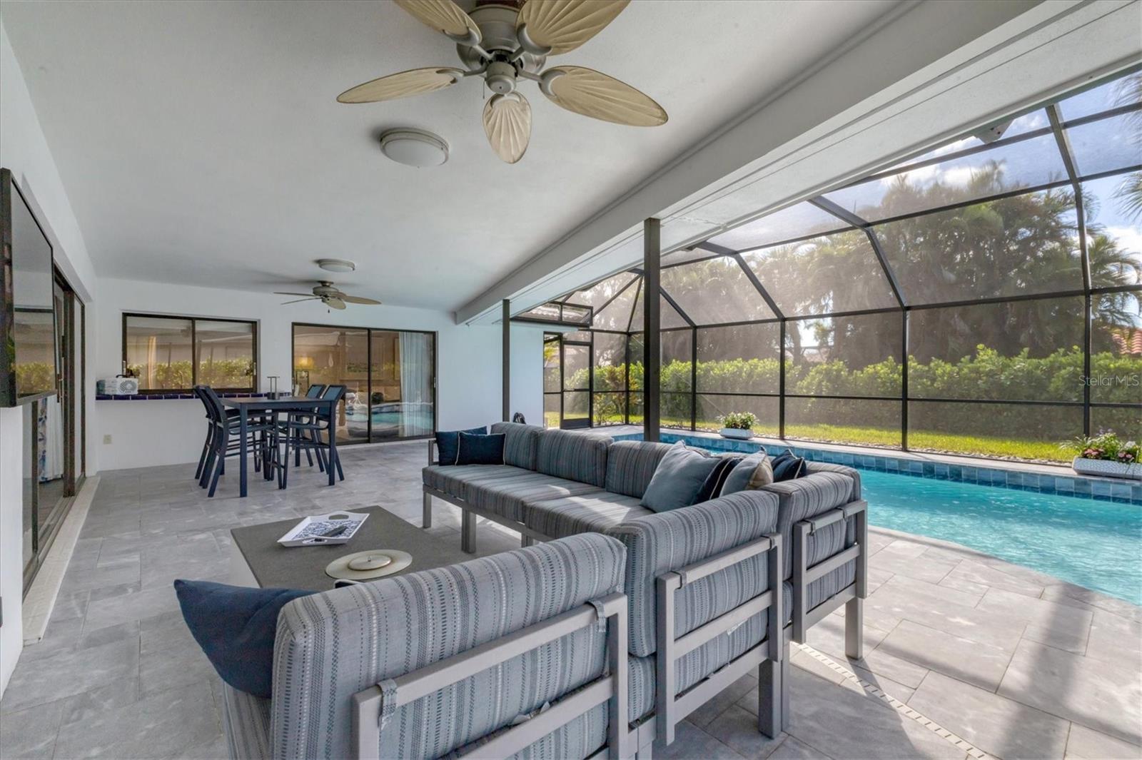 SOUTHBAY YACHT & RACQUET CLUB - Residential