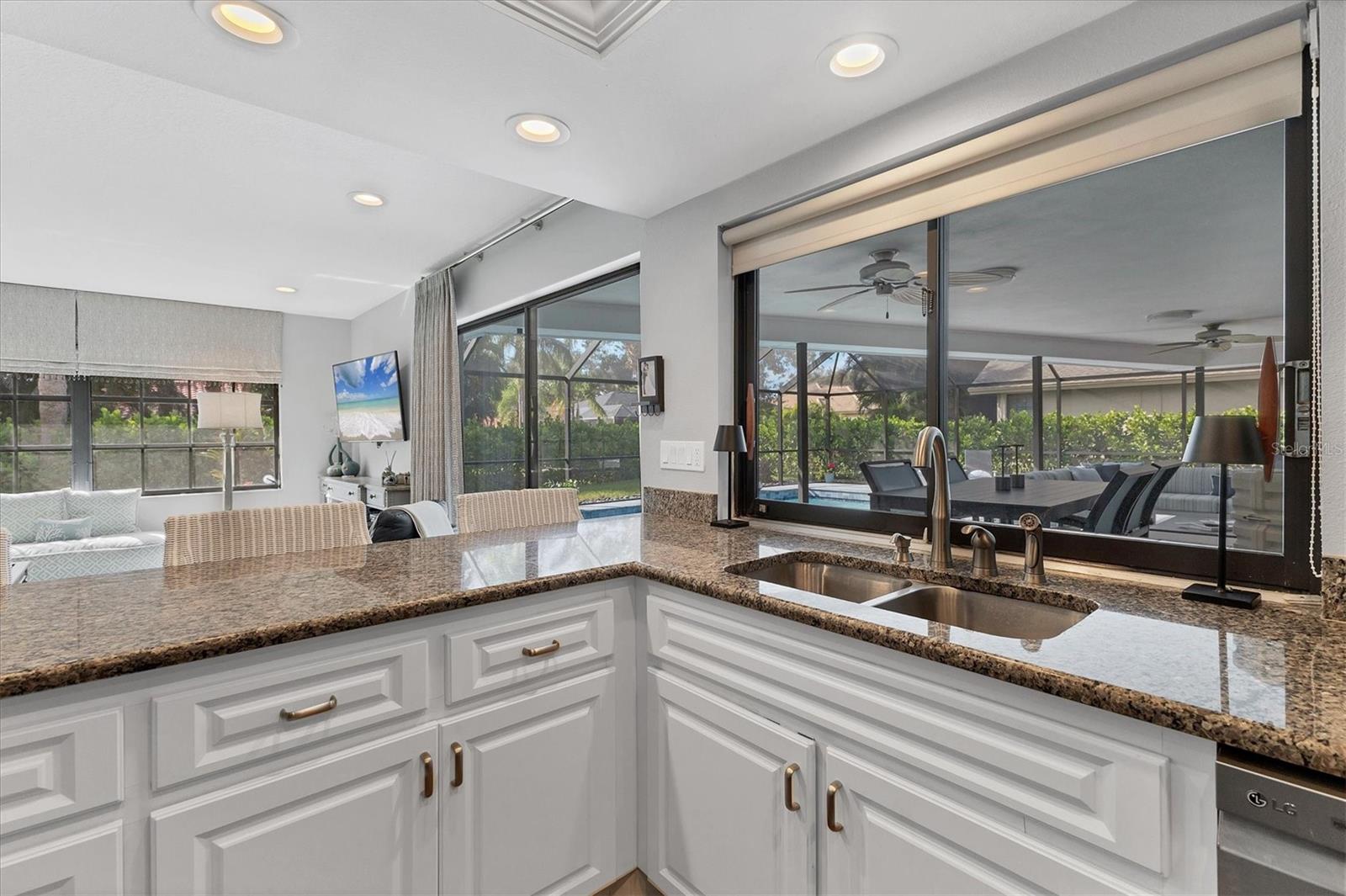 SOUTHBAY YACHT & RACQUET CLUB - Residential