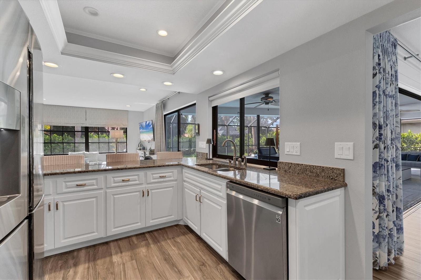 SOUTHBAY YACHT & RACQUET CLUB - Residential