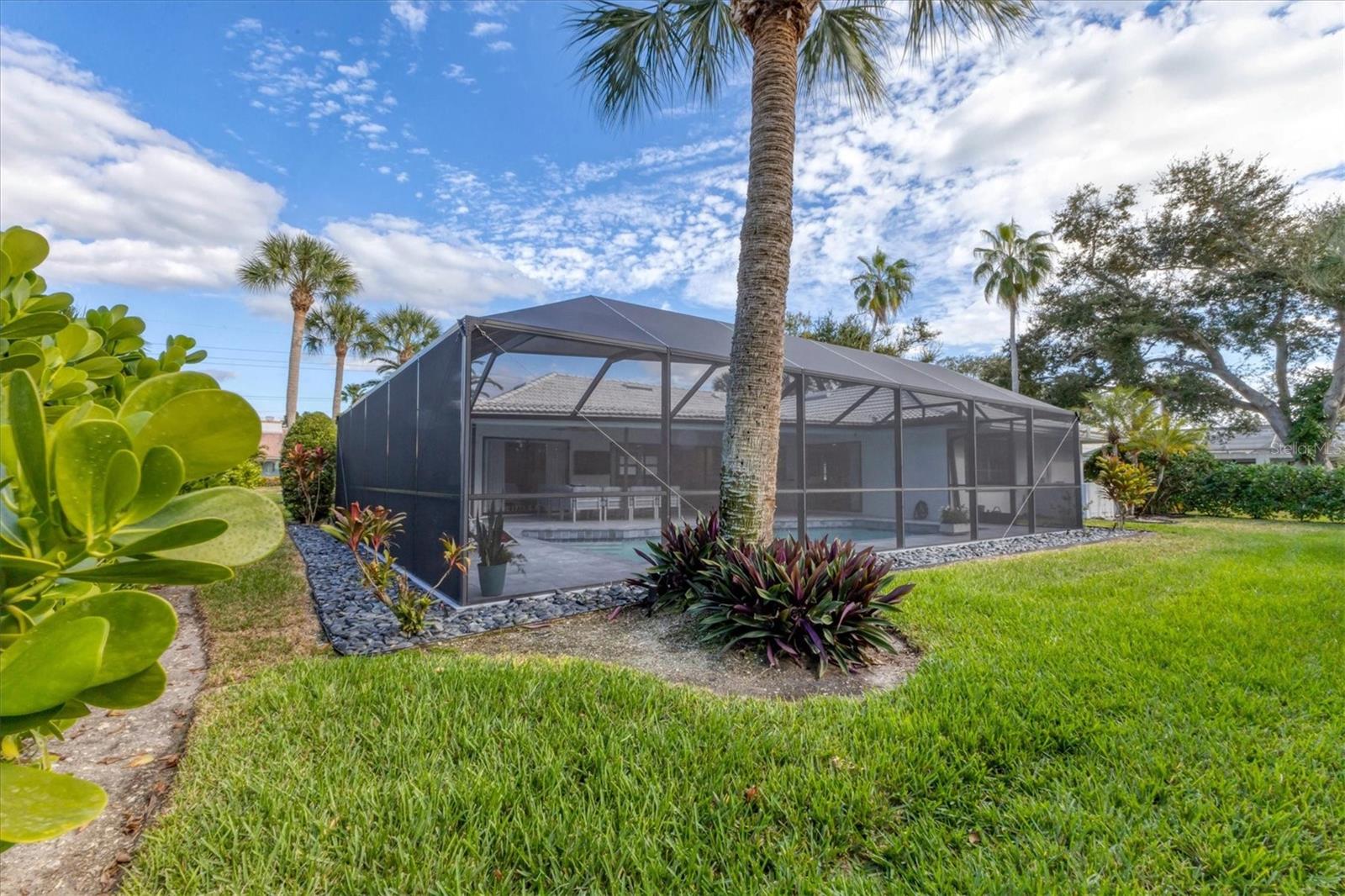 SOUTHBAY YACHT & RACQUET CLUB - Residential