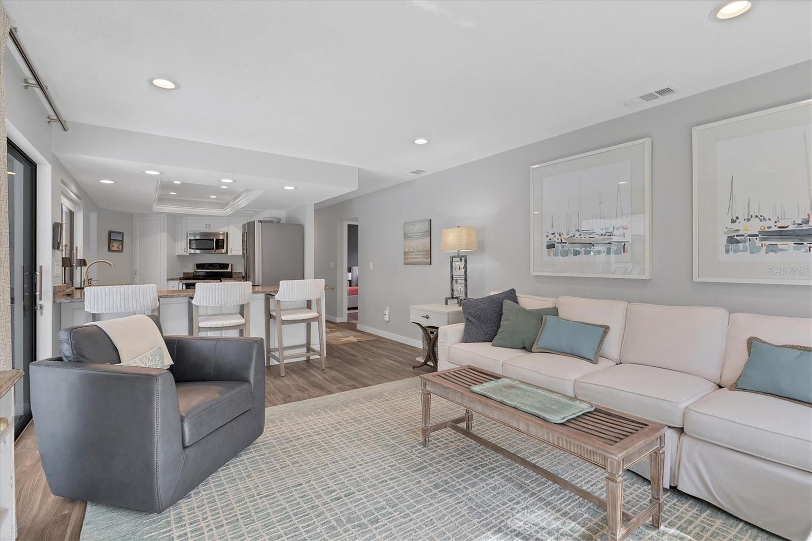 SOUTHBAY YACHT & RACQUET CLUB - Residential