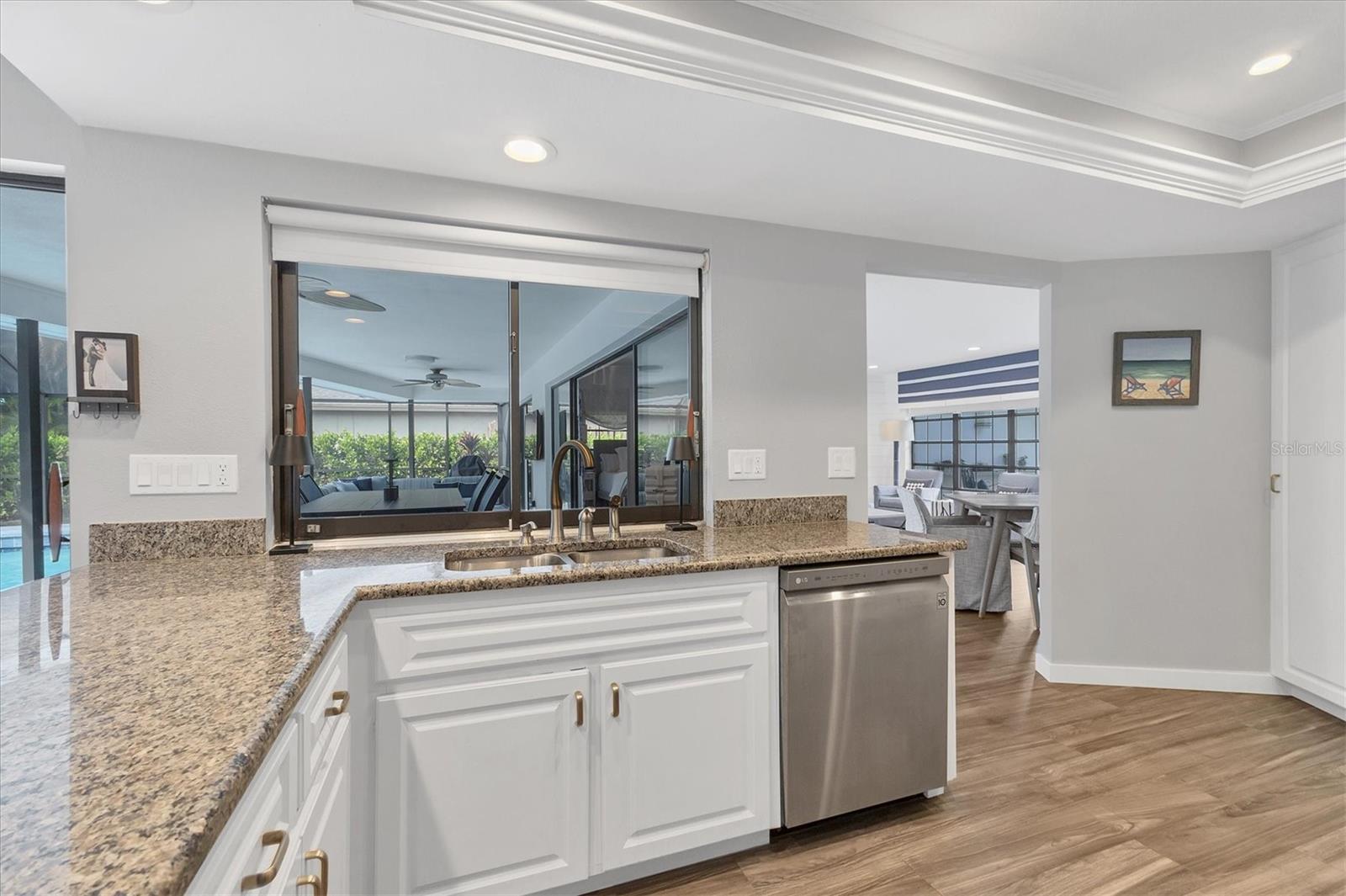 SOUTHBAY YACHT & RACQUET CLUB - Residential