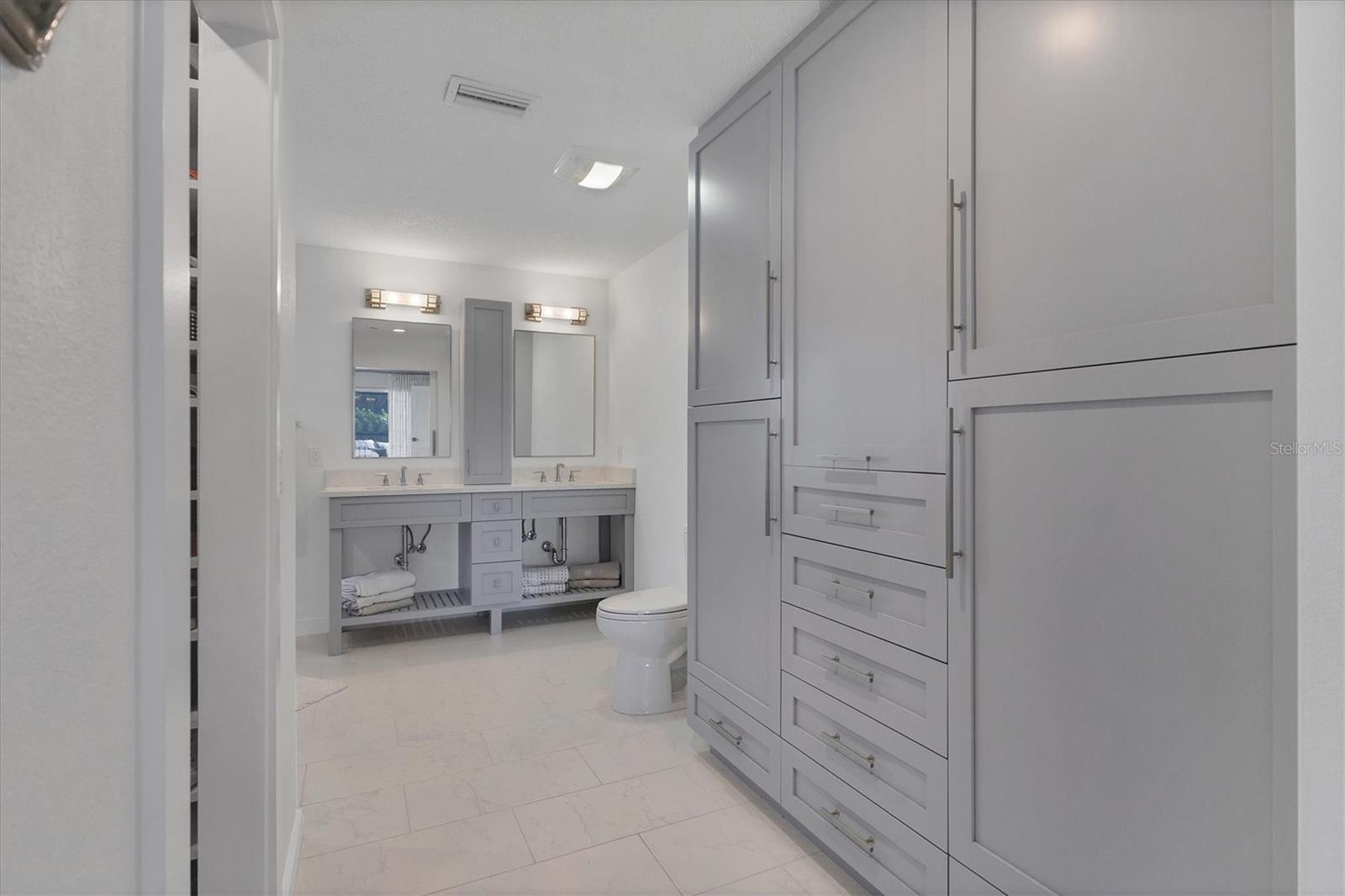 SOUTHBAY YACHT & RACQUET CLUB - Residential