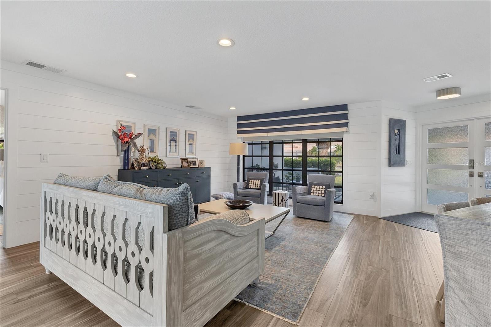 SOUTHBAY YACHT & RACQUET CLUB - Residential