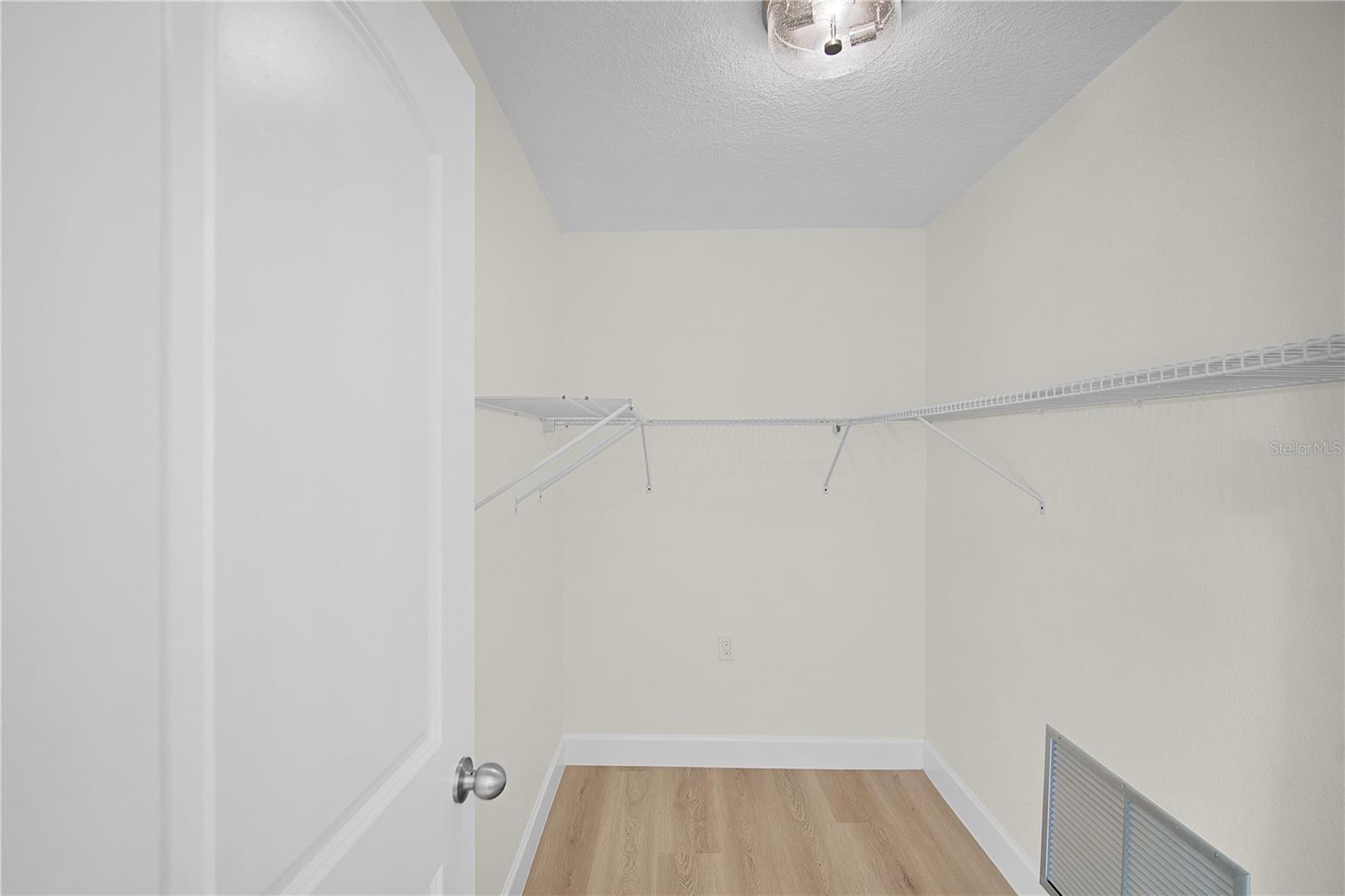 DOVER ESTATES - Residential