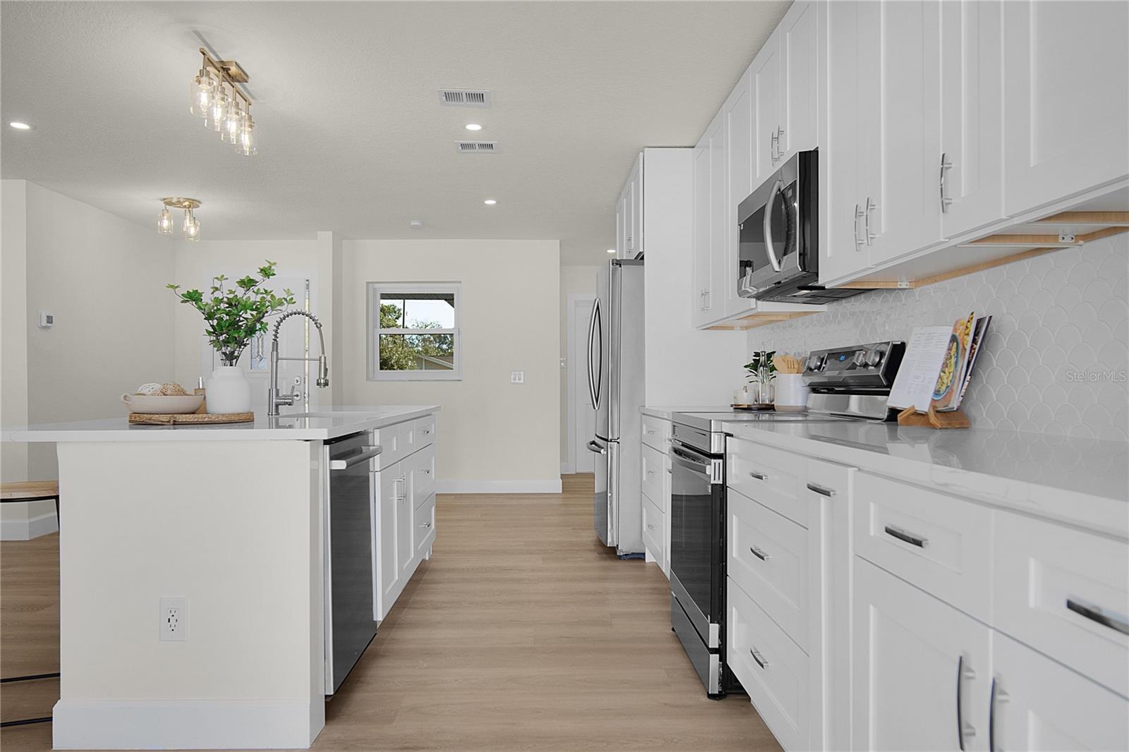 DOVER ESTATES - Residential