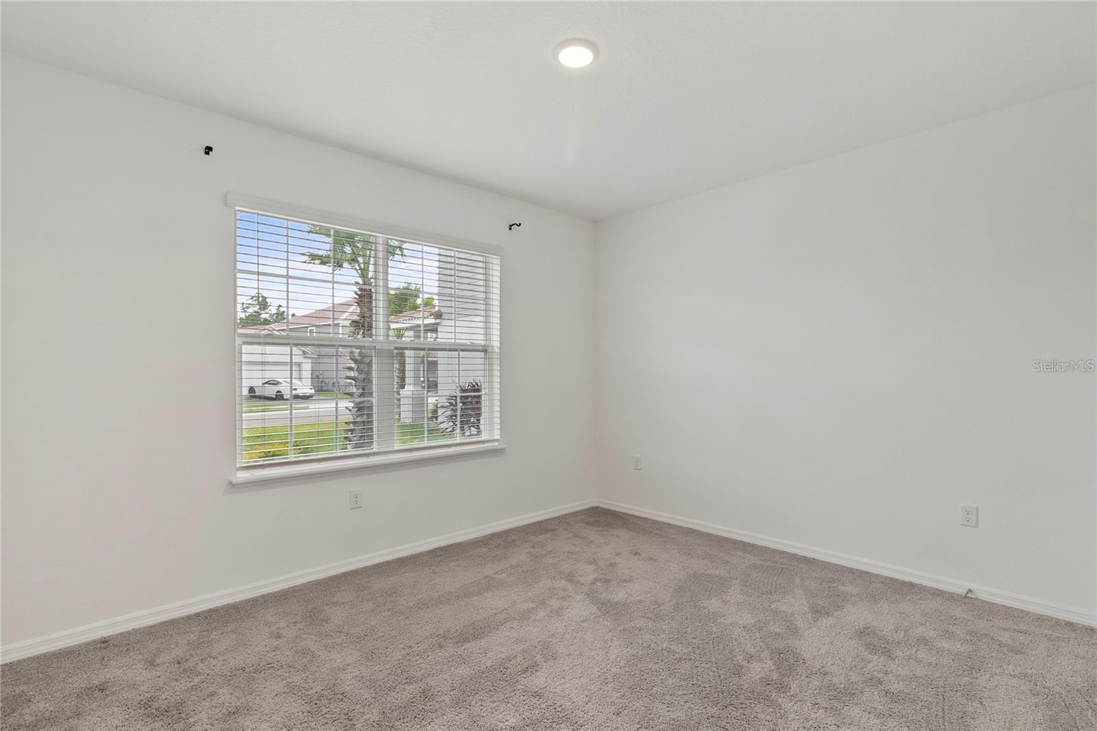 1154 OAK BLUFF DRIVE