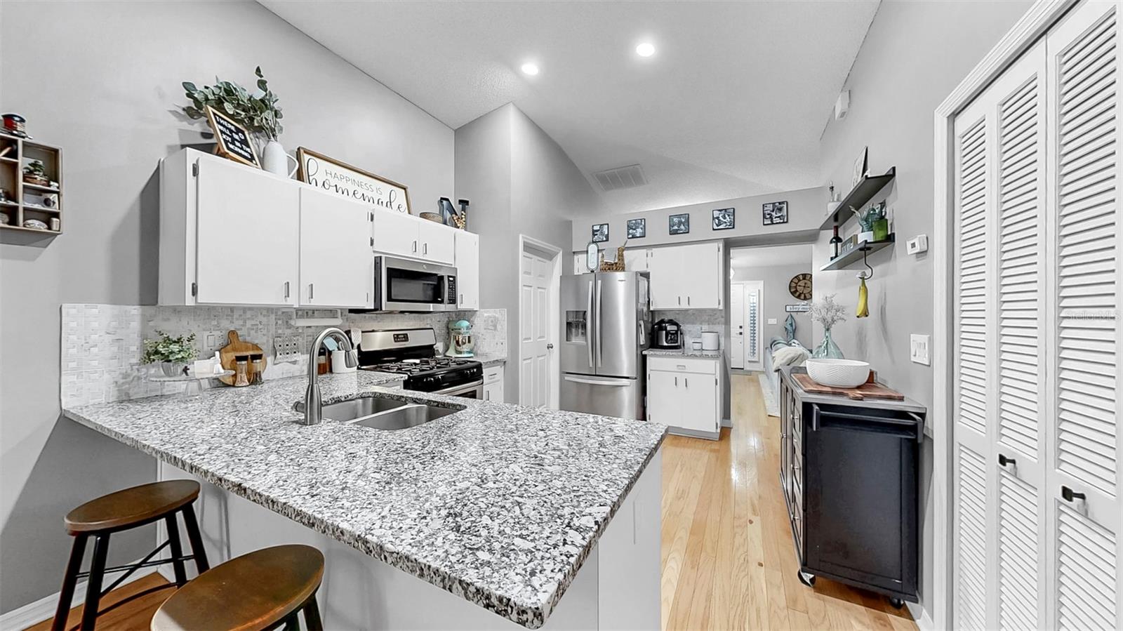 ANCLOTE RIVER ACRES - Residential