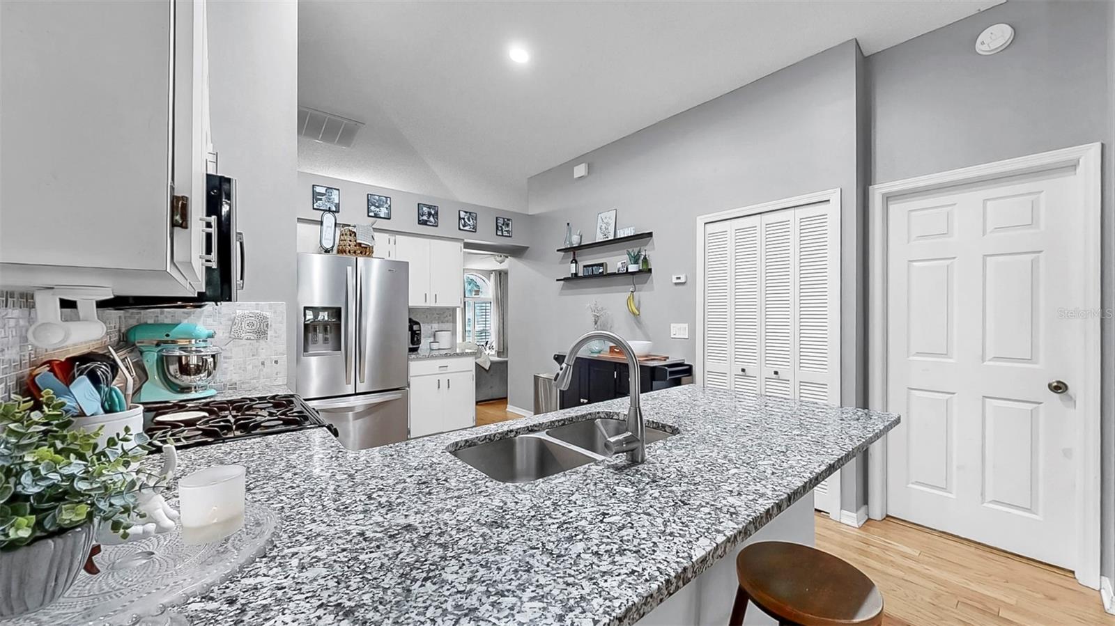 ANCLOTE RIVER ACRES - Residential