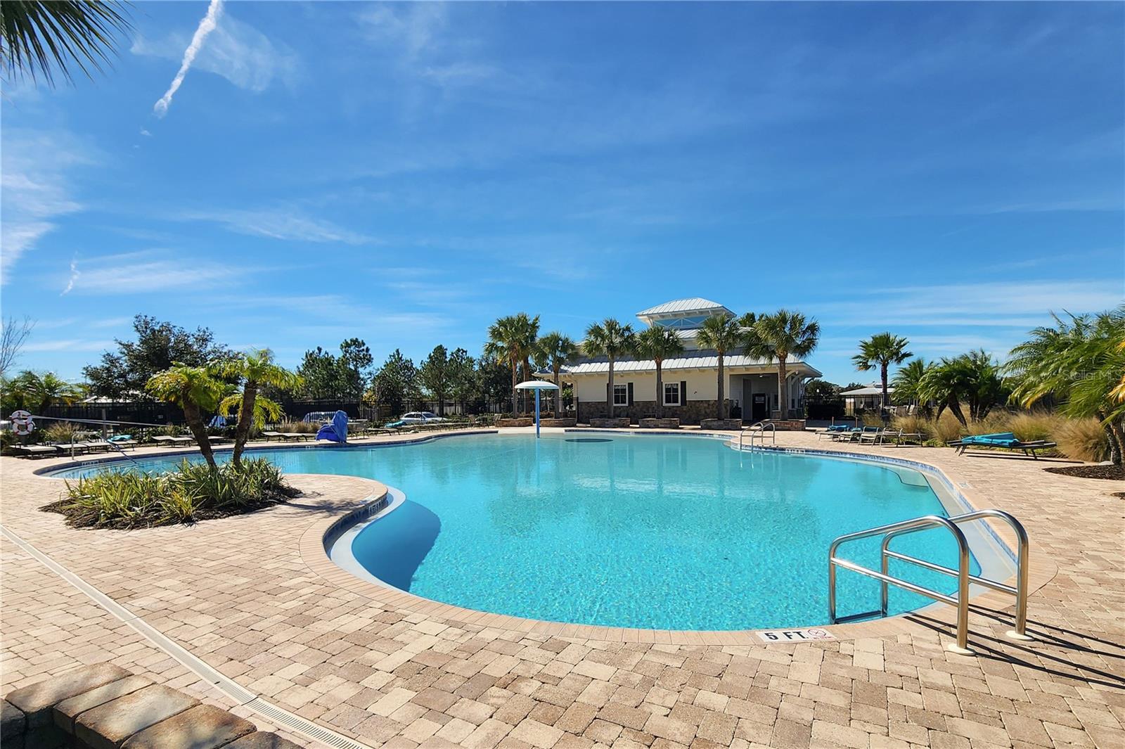 LONG LAKE RANCH - Residential