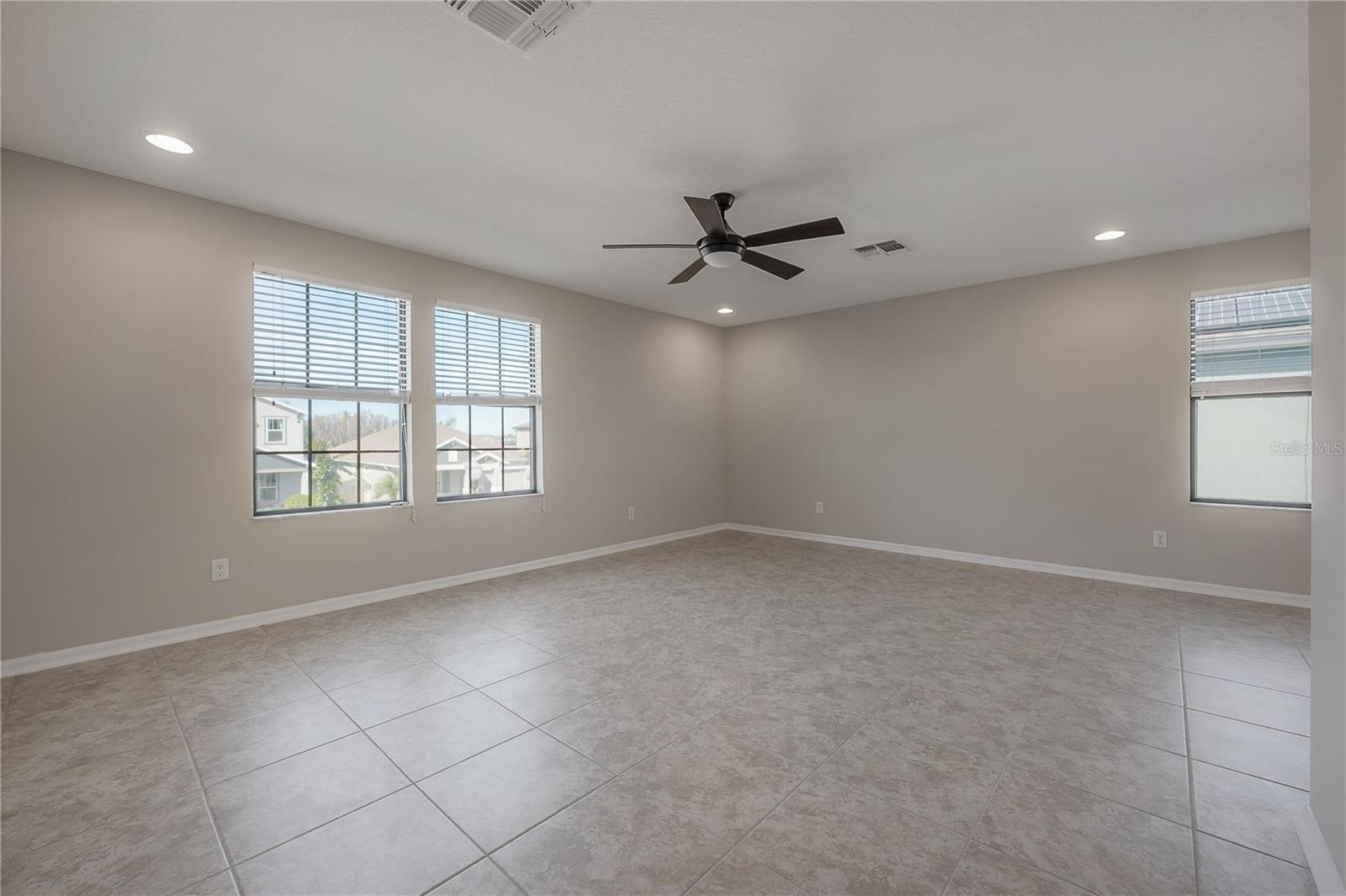 LONG LAKE RANCH - Residential