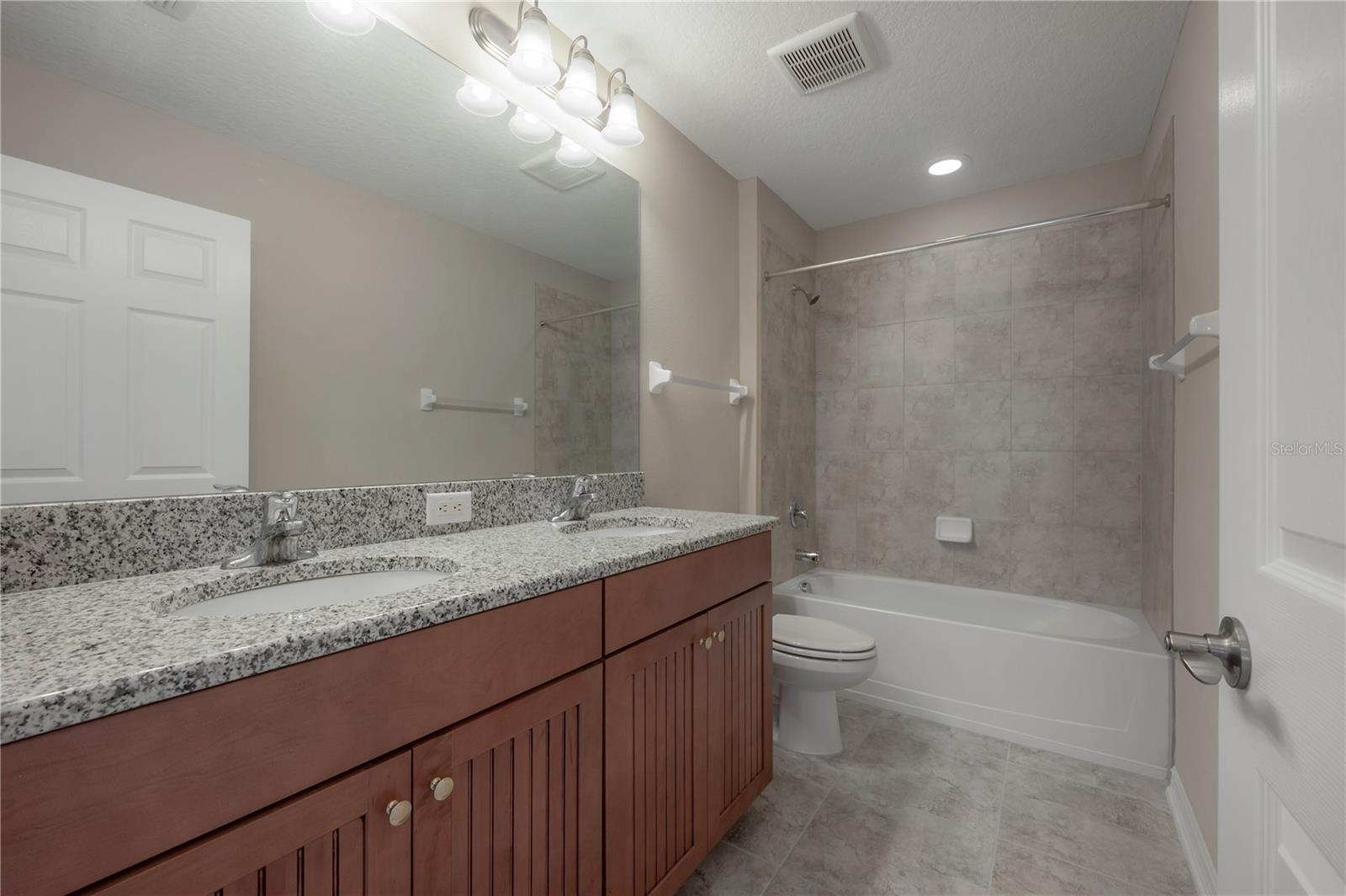 LONG LAKE RANCH - Residential