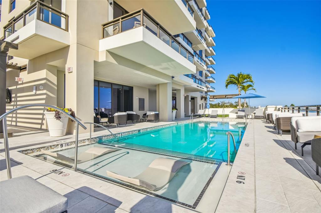 HYDE PARK HOUSE - Residential