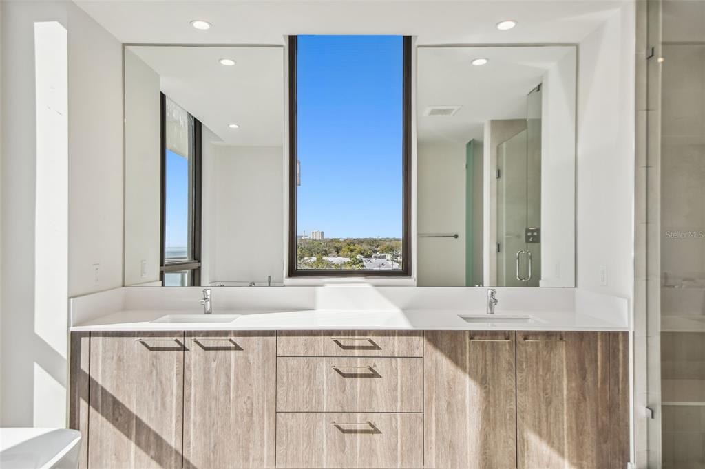 HYDE PARK HOUSE - Residential