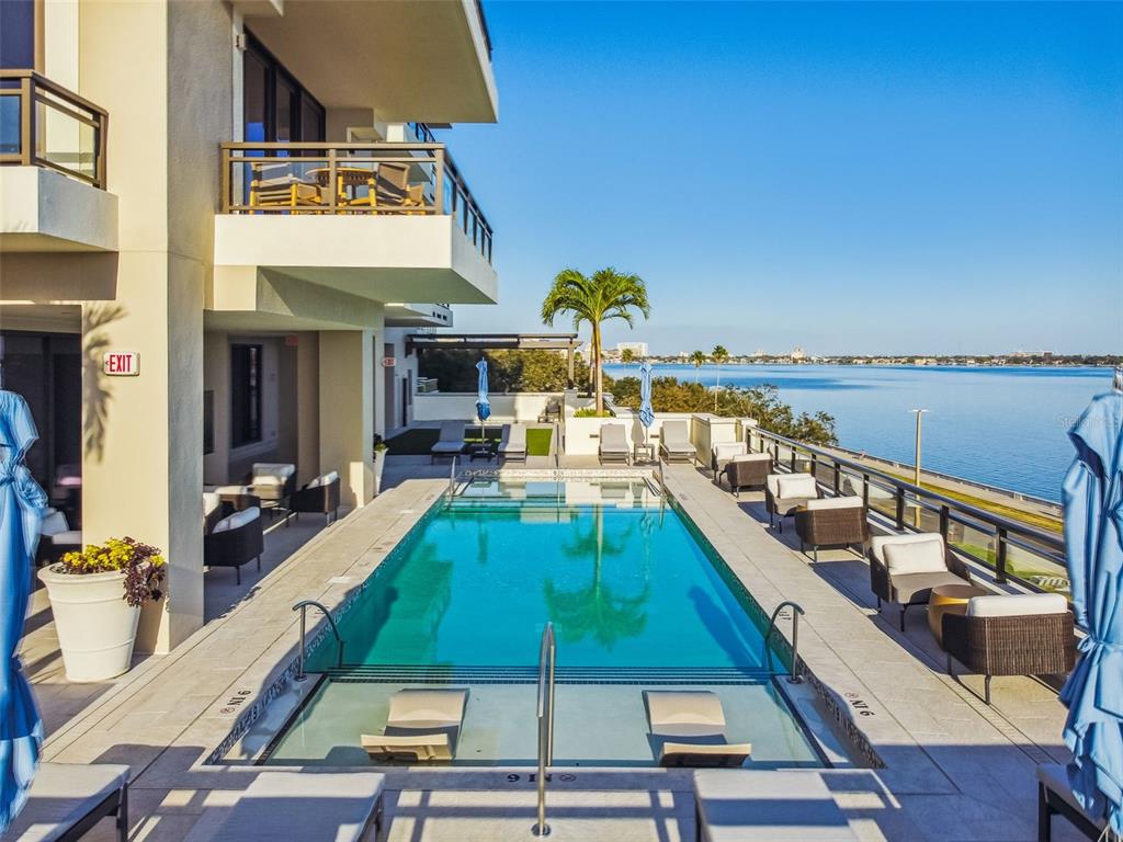 HYDE PARK HOUSE - Residential