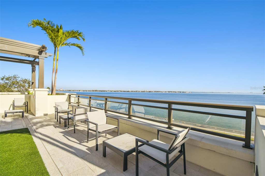 HYDE PARK HOUSE - Residential