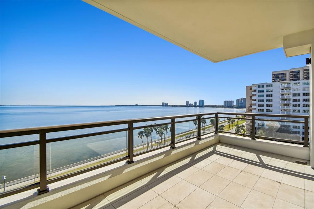 HYDE PARK HOUSE - Residential