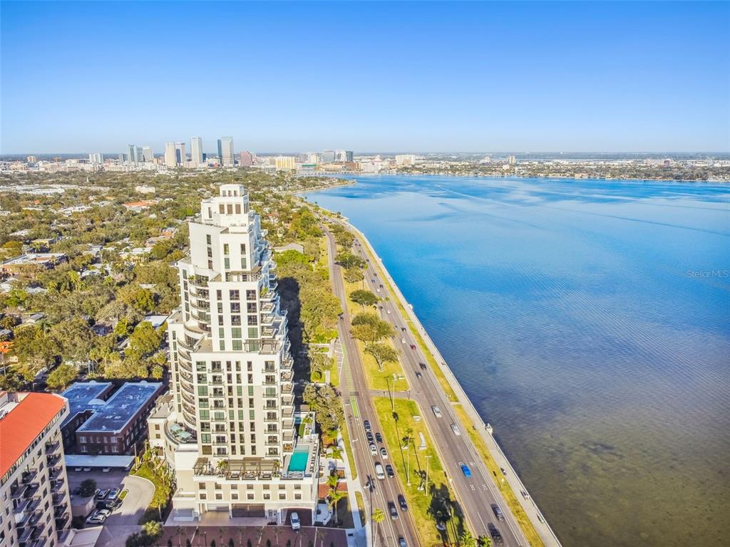 HYDE PARK HOUSE - Residential