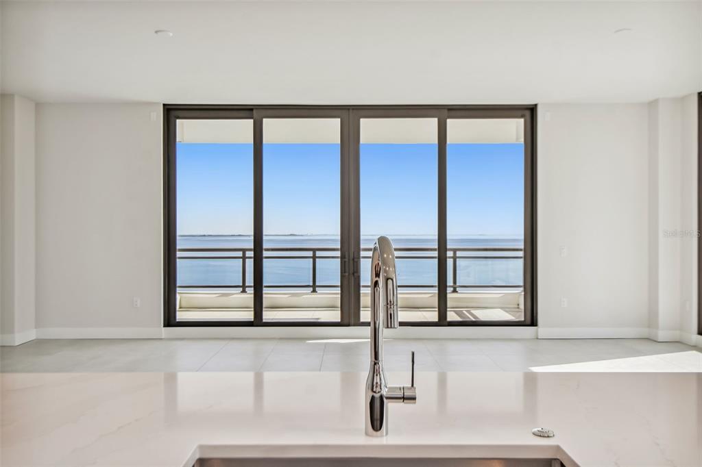 HYDE PARK HOUSE - Residential