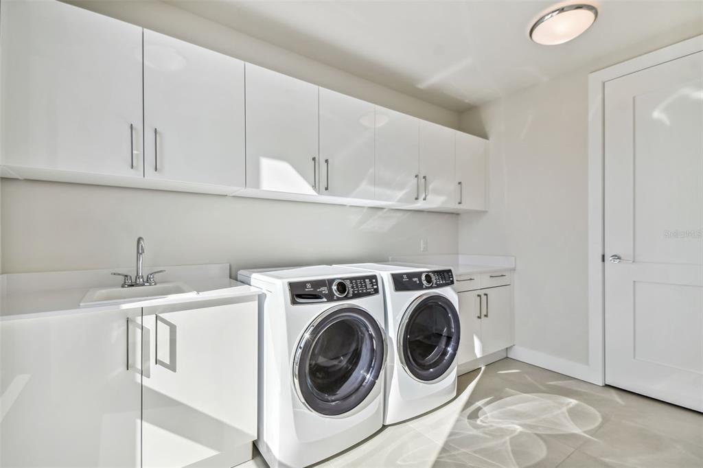 HYDE PARK HOUSE - Residential