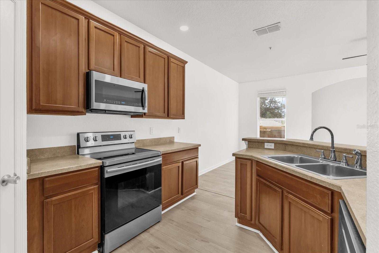 MAGNOLIA CLUB - Residential