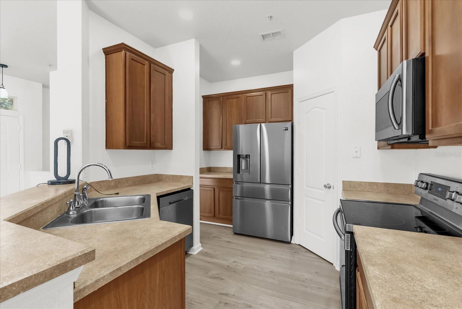 MAGNOLIA CLUB - Residential