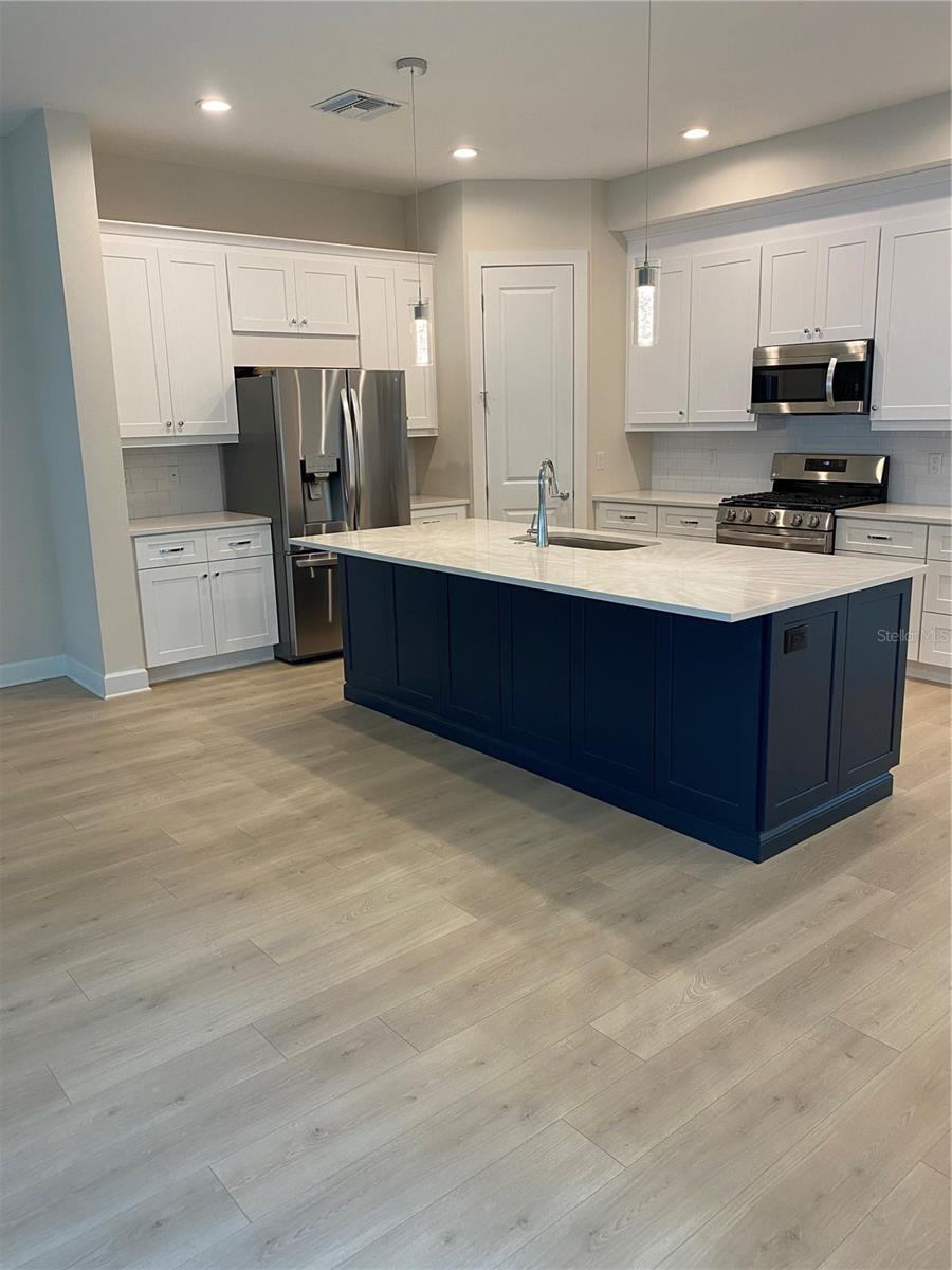 TAMPANIA - Residential Lease