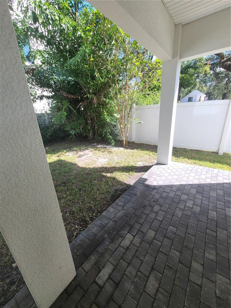 TAMPANIA - Residential Lease