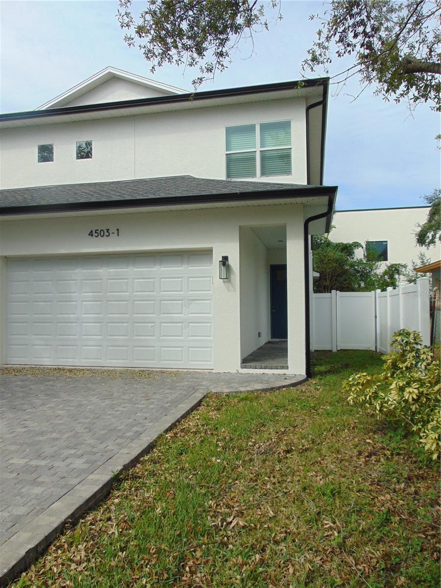 TAMPANIA - Residential Lease