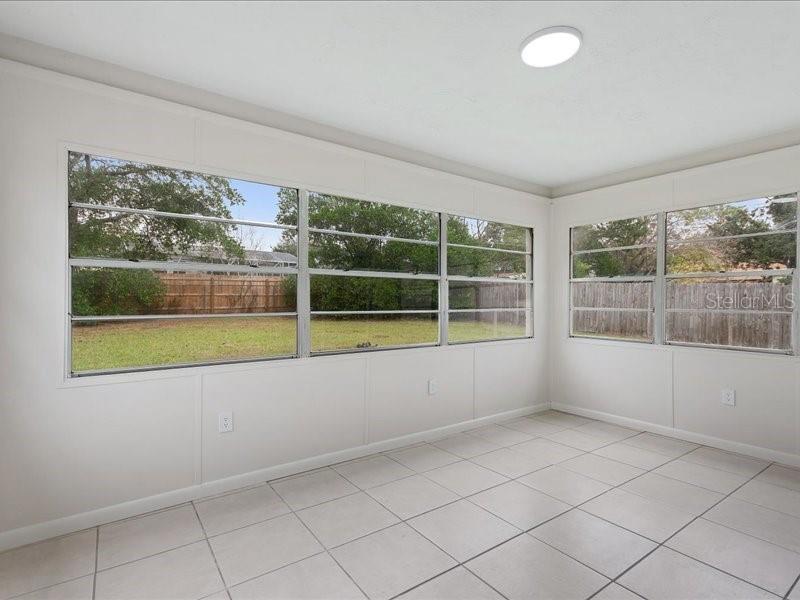 BEVERLY HILLS UNIT 05 - Residential