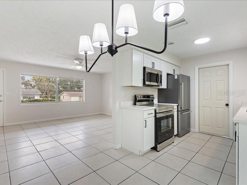 BEVERLY HILLS UNIT 05 - Residential