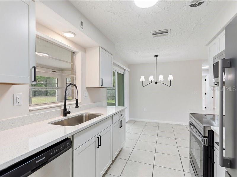 BEVERLY HILLS UNIT 05 - Residential