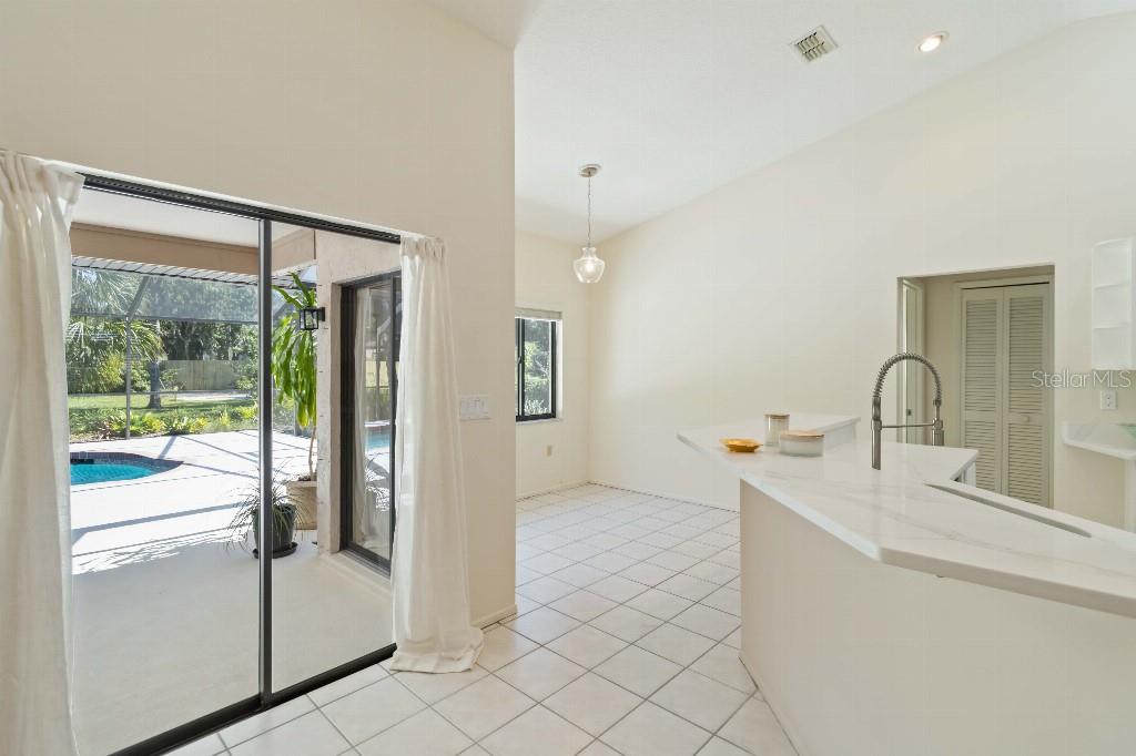 WOODLAWN LAKES FIRST ADD - Residential