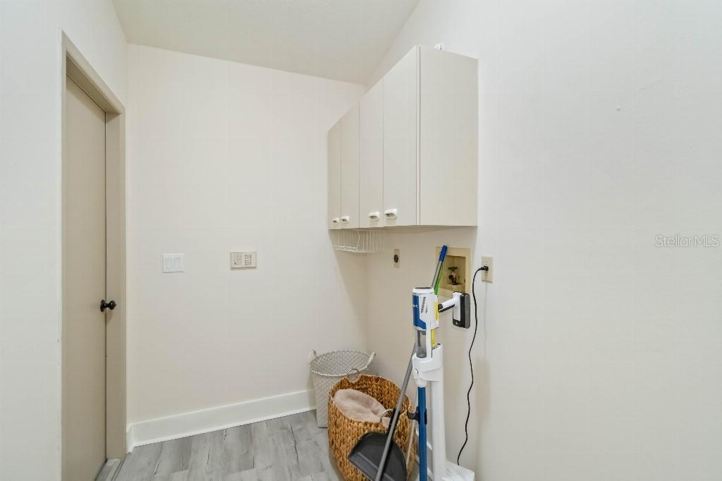 WOODLAWN LAKES FIRST ADD - Residential