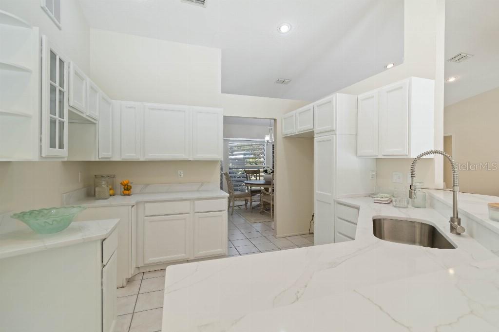 WOODLAWN LAKES FIRST ADD - Residential