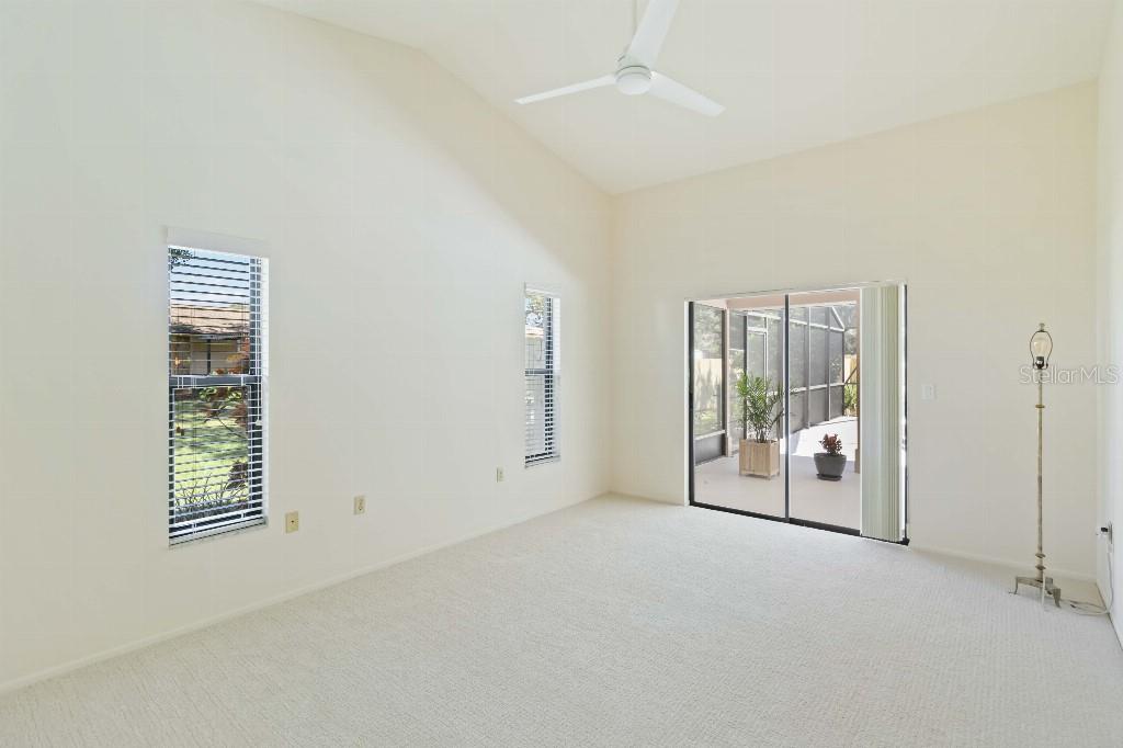 WOODLAWN LAKES FIRST ADD - Residential