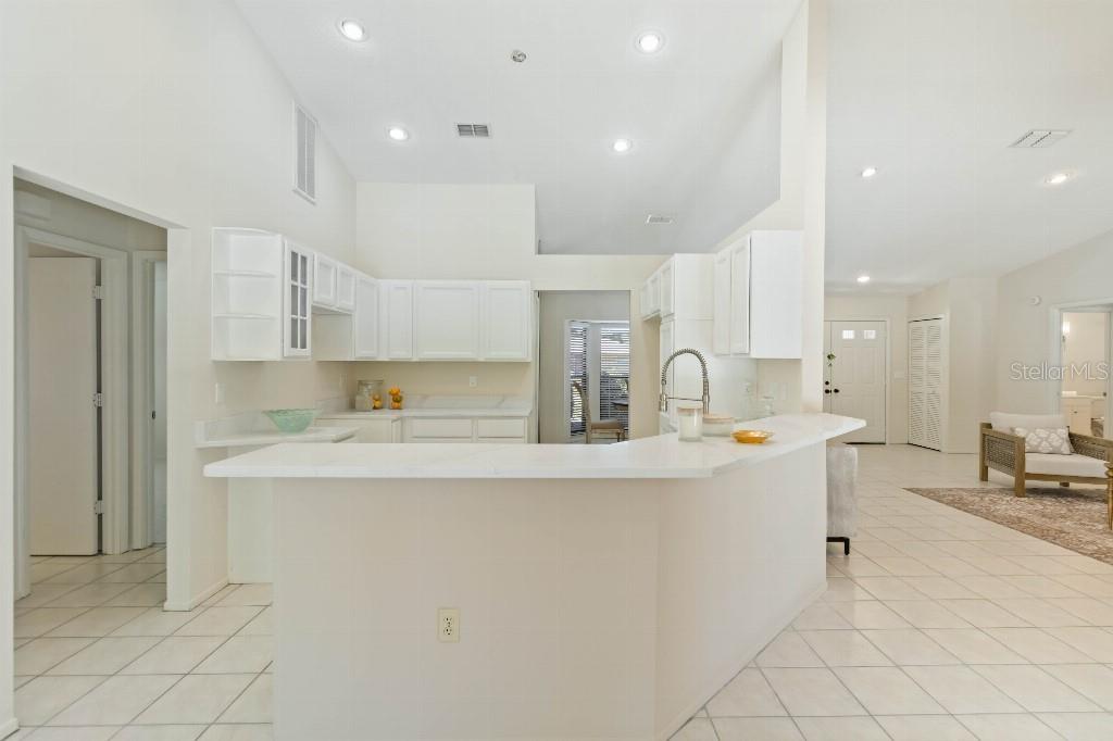 WOODLAWN LAKES FIRST ADD - Residential