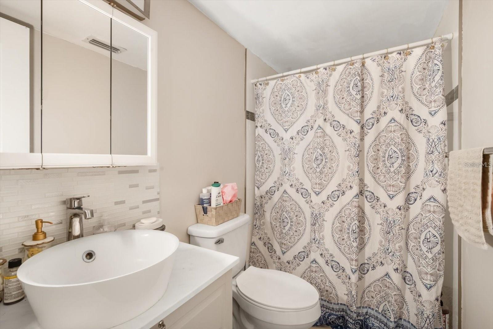 RUSSELLWOOD A CONDO - Residential Lease