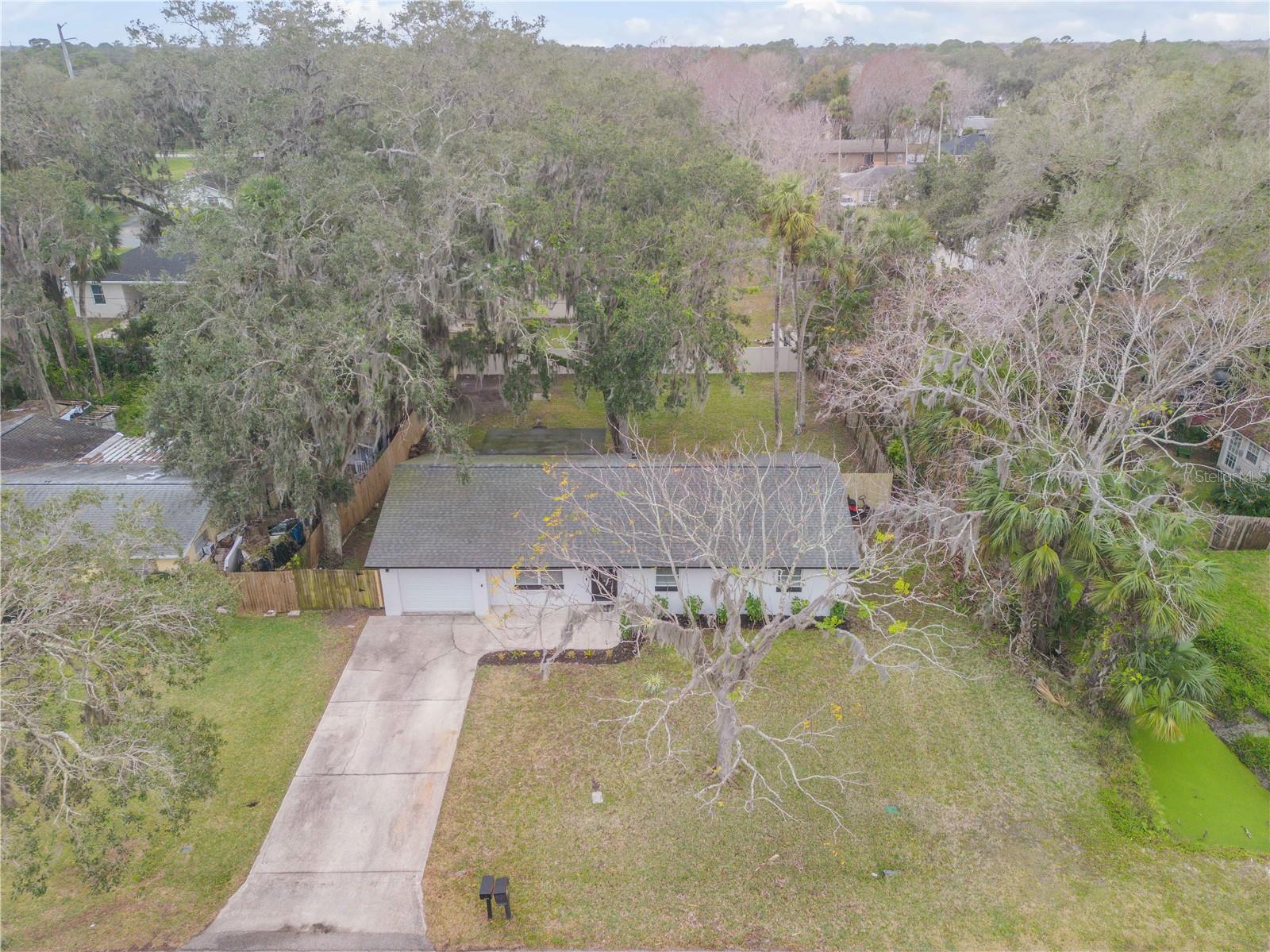 1622 PINE TREE DRIVE