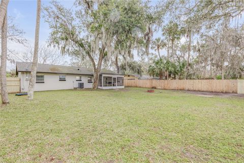 A home in EDGEWATER