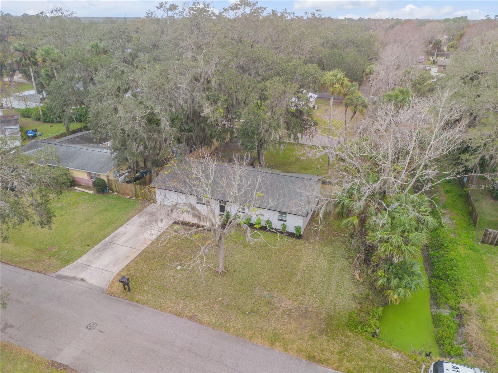 1622 PINE TREE DRIVE