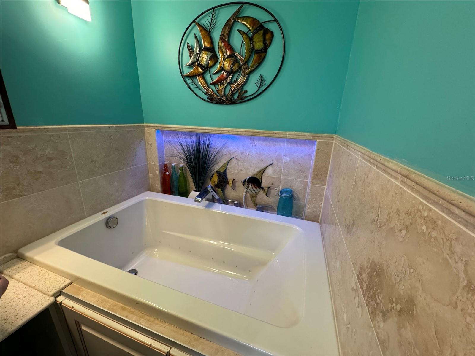 ANCHORAGE OF TARPON LAKE UNIT THREE THE - Residential